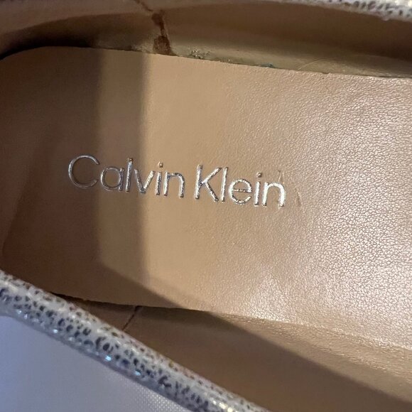 Calvin Klein Women's Metallic Gold Loafers-Size 8 1/2"-Gold/Silver Logo-Comfy - Picture 13 of 15